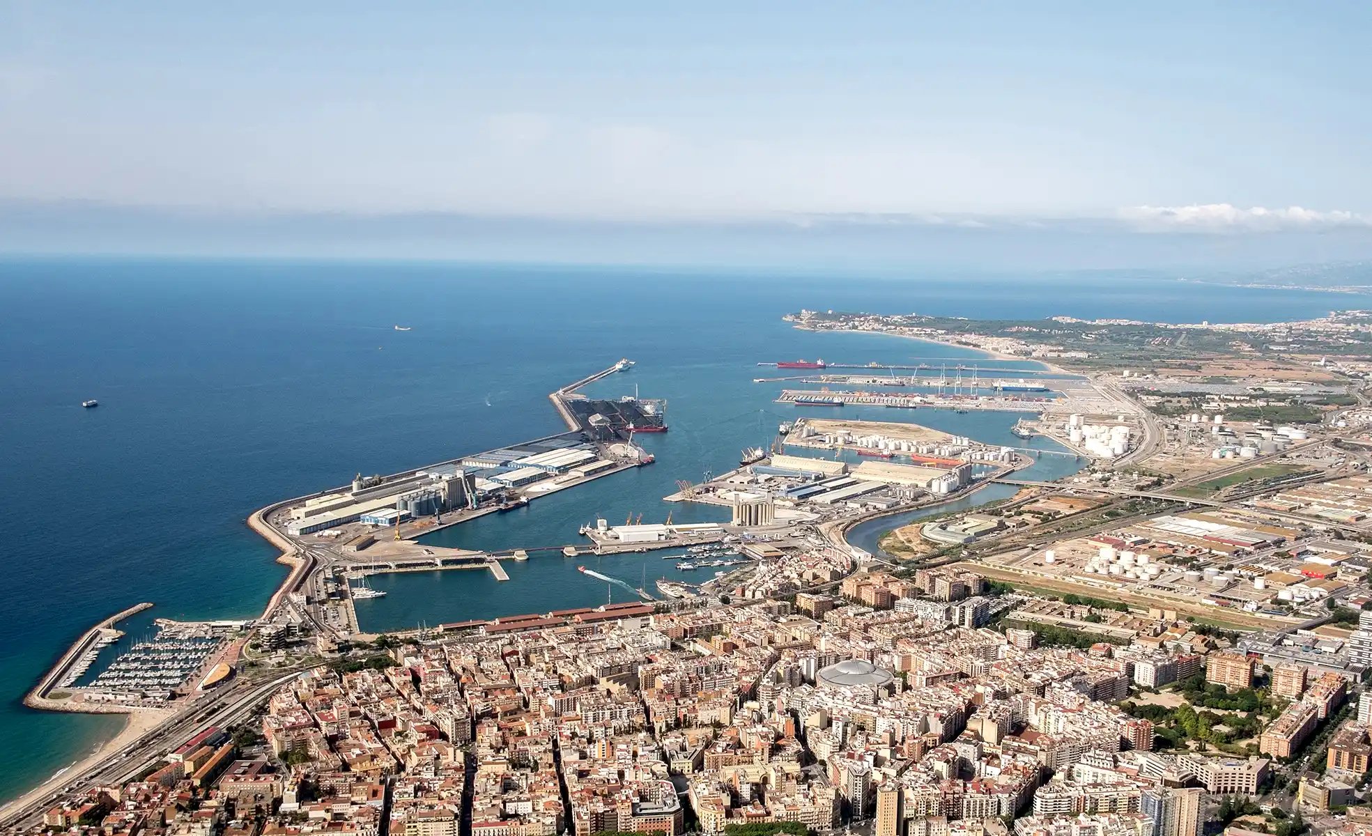 Port de Tarragone vu du ciel.